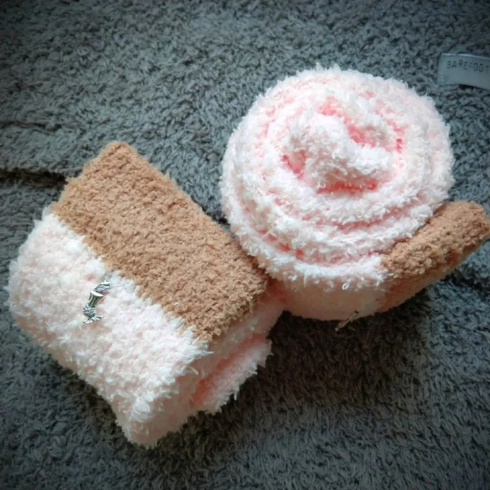 🍒NWT🍒 2 PK PLUSH WINTER THIGH HIGH CLOUD SOCKS